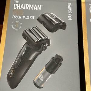 The Chairman Pro Essentials Kit - Black